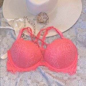 PINK by Victoria's Secret Date Night Racerback bra